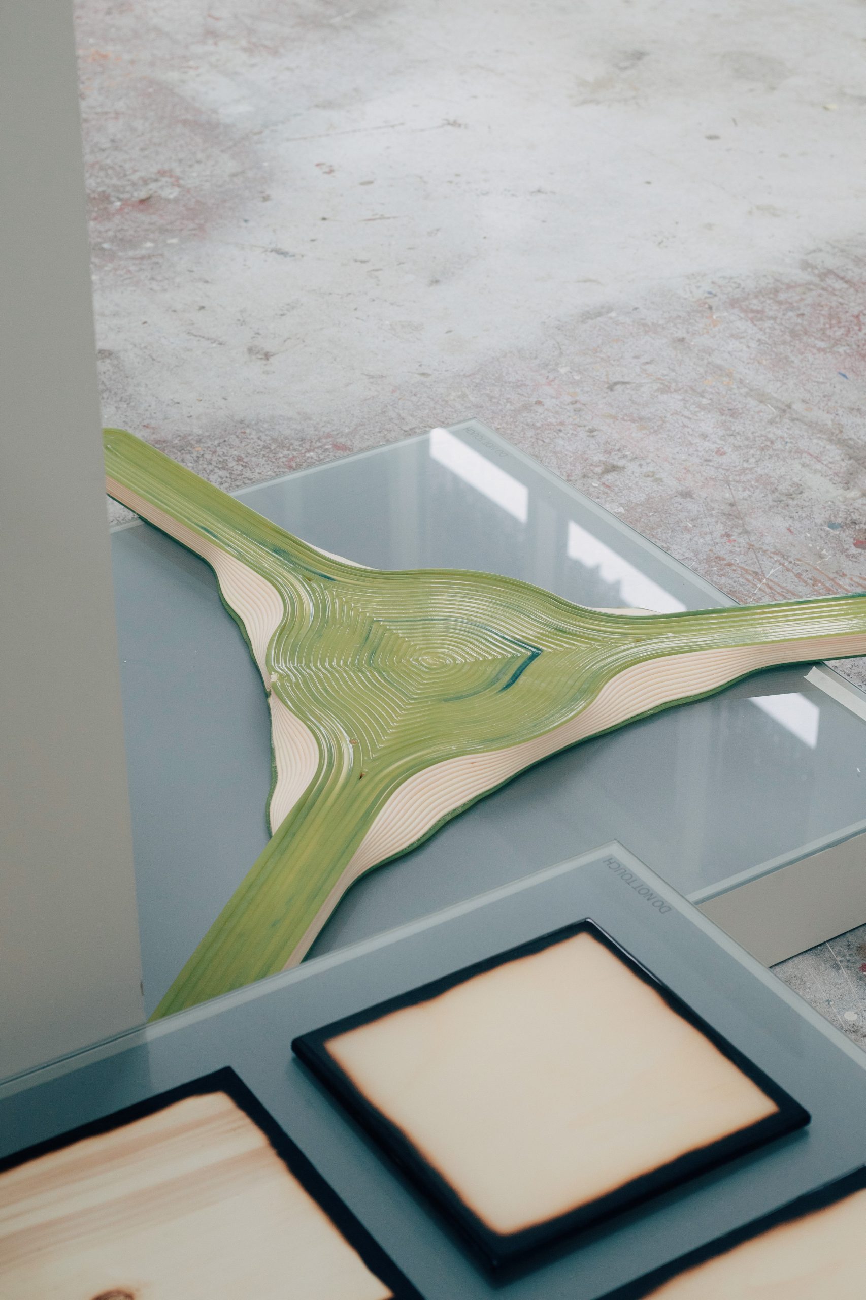 Exhibition view of UKURANT Makes Room, photographed by Maya Matsuura