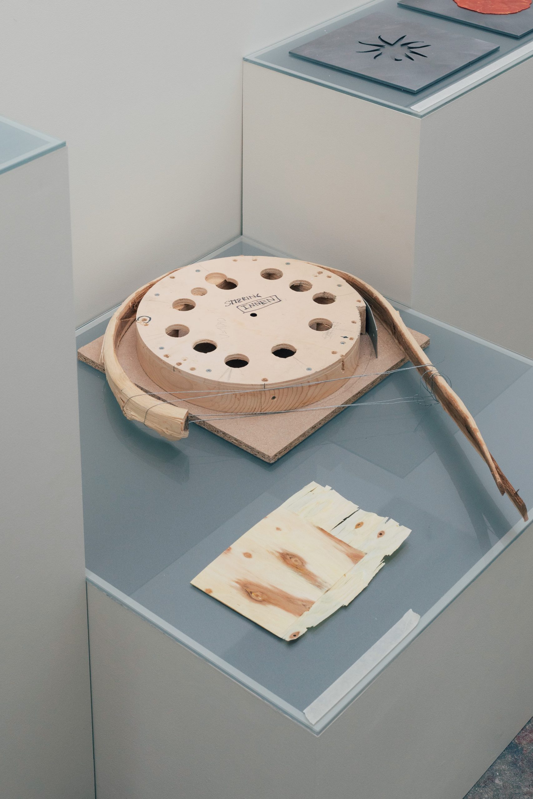 Exhibition view of UKURANT Makes Room, photographed by Maya Matsuura