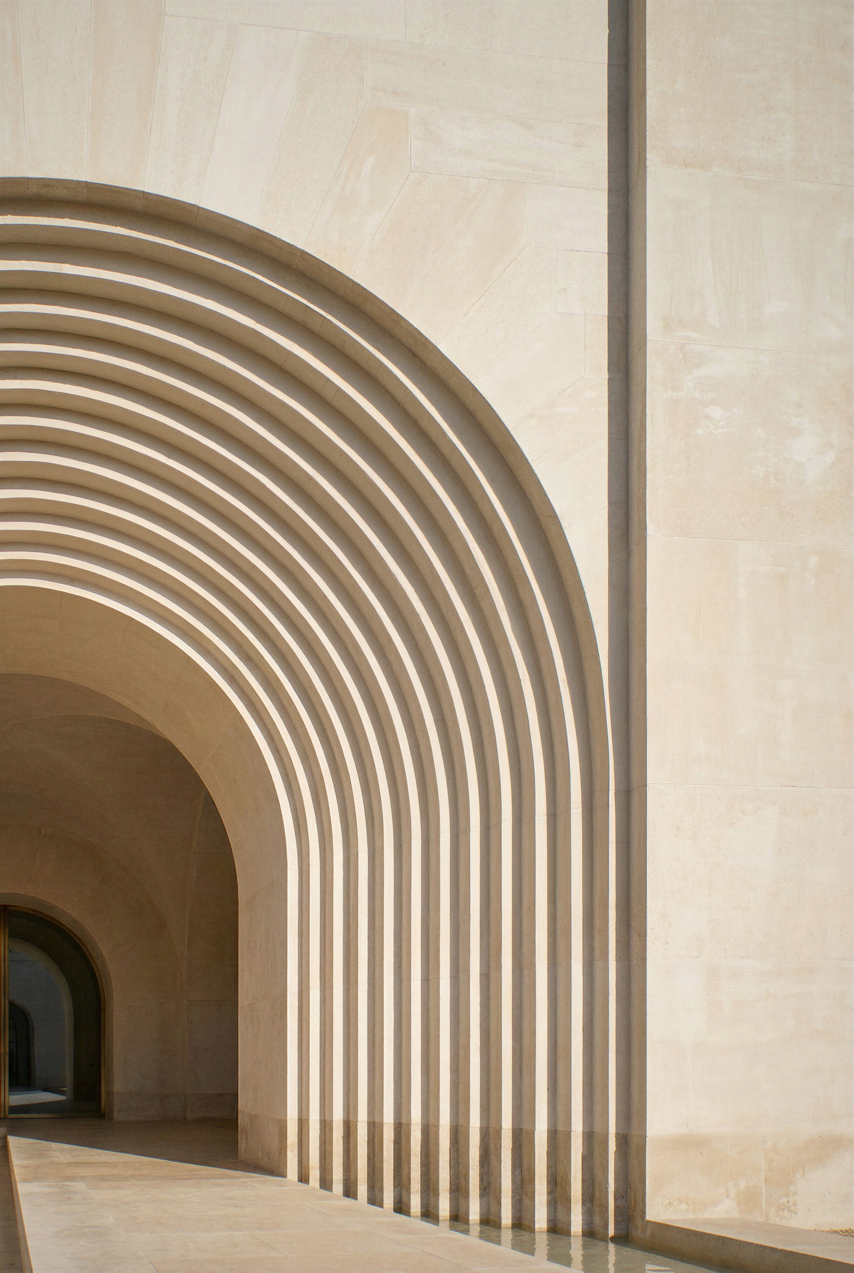 Museum of Contemporary Art Riyadh by Balzar Architects, stepped arch: the thickness of the wall made visible