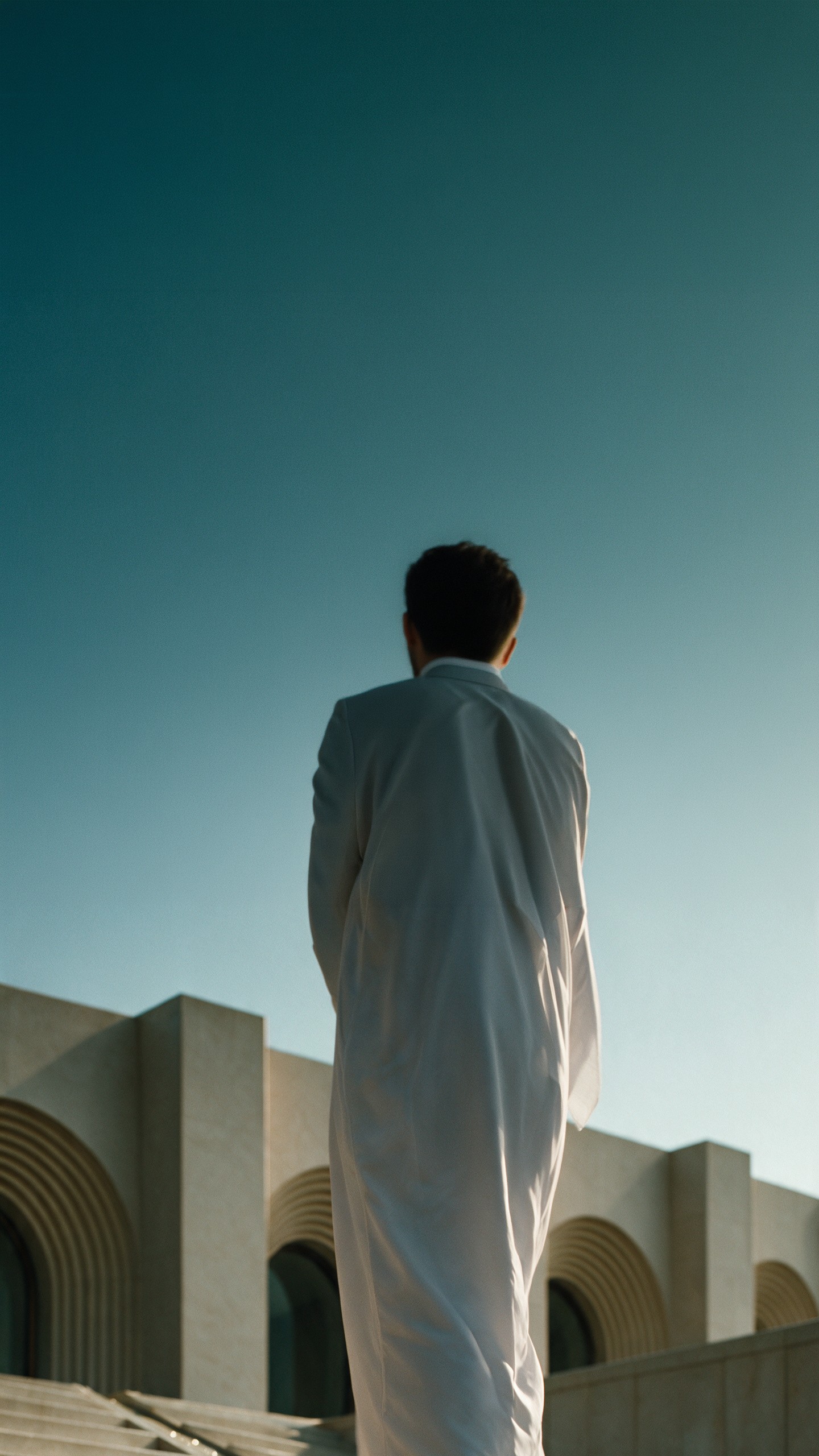 Museum of Contemporary Art Riyadh by Balzar Architects, figure before the façade