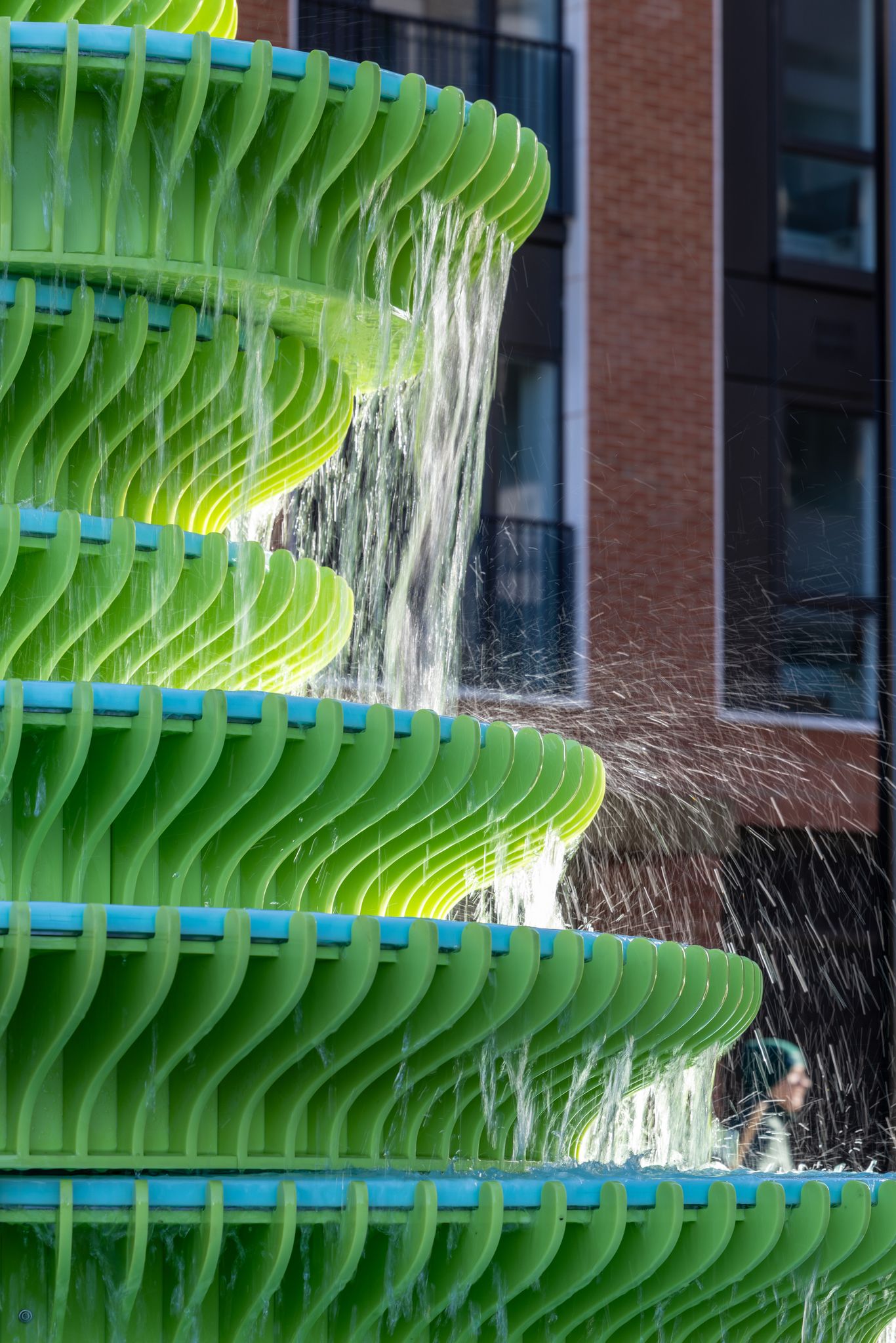 Cascade over offset plates